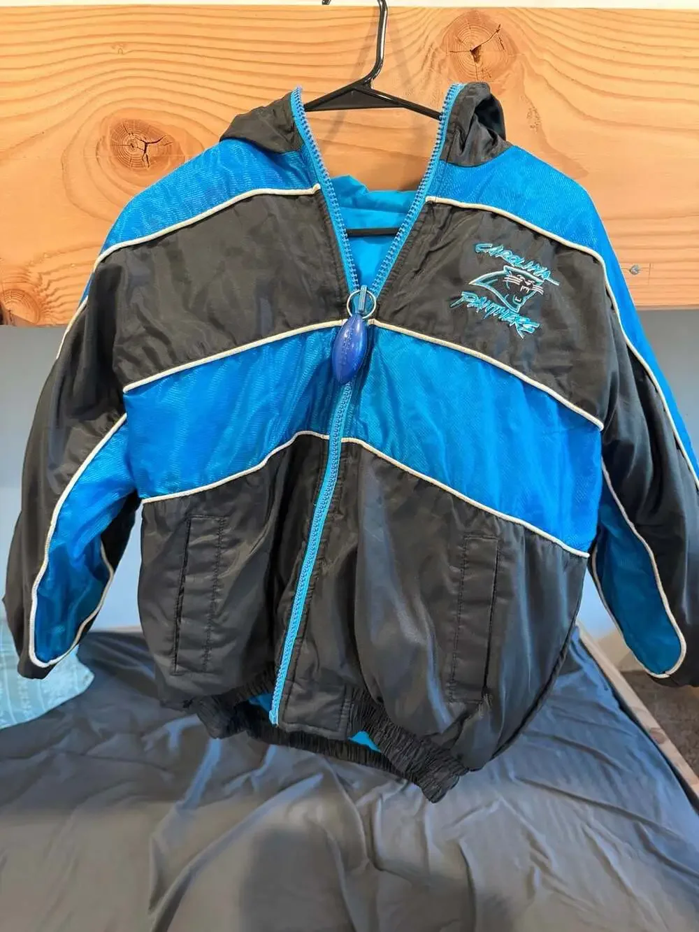 KIDS Vintage NFL Carolina Panthers Reversible Full-Zip Winter Puffer Jacket
